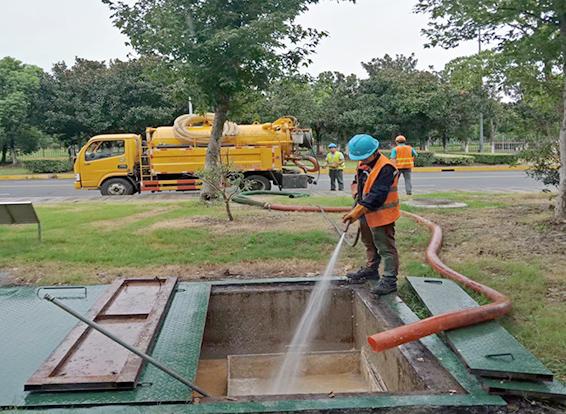 红塔化油池清理
